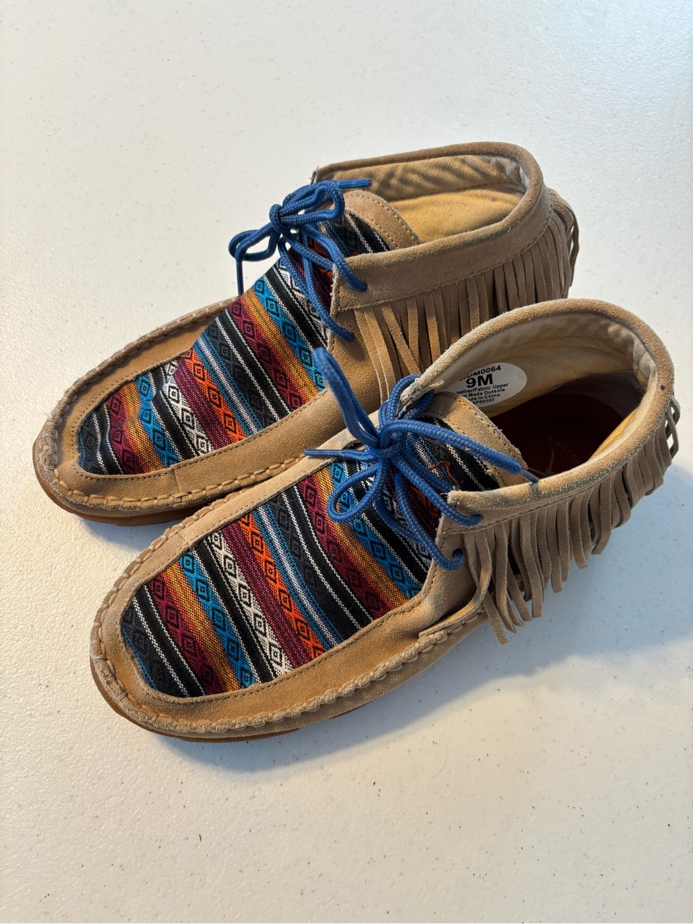 Twisted X  size 9M women’s Fringe with Multicolor Textile Inlay - Tan